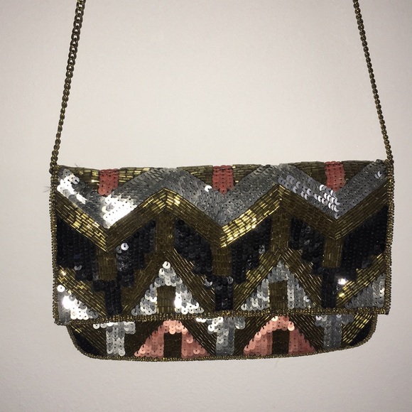 Multi-colour bag with pallets! - Picture 2 of 7